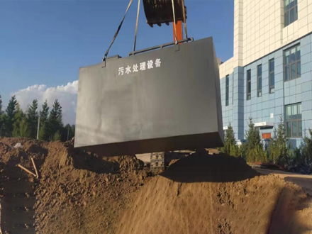 青?；ブh高速公路收費(fèi)站