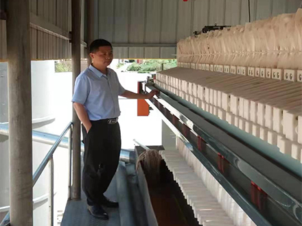 壓濾機出渣設(shè)備