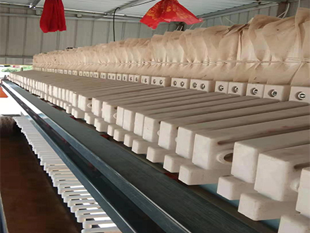 壓濾機出渣設(shè)備